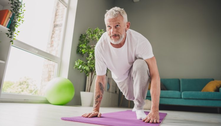Ένας-απλός-οδηγός-για-να-διατηρήσετε-τη-φόρμα-σας-χωρίς-να-χρειάζεστε-το-γυμναστήριο