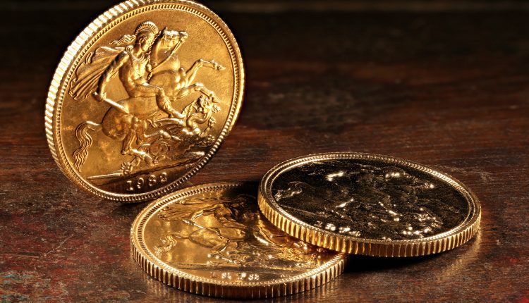 Καστοριά:-Εξαπάτησαν-τηλεφωνικά-93χρονη-και-απέσπασαν-χρυσές-λίρες-και-μετρητά-αξίας,-άνω-των-10.000-ευρώ