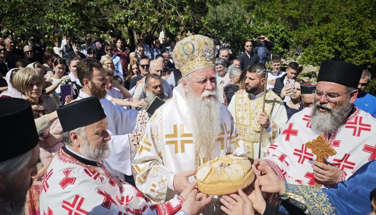 Μαυροβουνίου-Ιωαννίκιος:-Η-Εκκλησία-περνάει-διάφορες-δοκιμασίες,-αλλά-το-πλοίο-της-συνεχίζει-να-πλέει