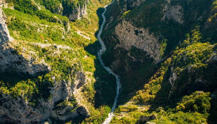 Επιχείρηση-διάσωσης-τραυματισμένης-γυναίκας-στο-Φαράγγι-του-Βίκου