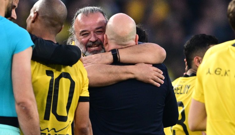 Ηλιόπουλος-προς-στους-παίκτες-της-ΑΕΚ-πριν-τον-ΠΑΟΚ:-«Δεν-φοβάστε-τίποτα,-μπείτε-και-κάντε-σεισμό»