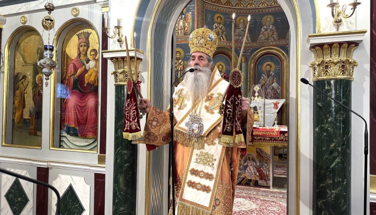 Μητροπολίτης-Πειραιώς:-«Πάντοτε-ανατέλλει-και-θα-ανατέλλει-χαρμόσυνο-το-μήνυμα-της-Αναστάσεως»