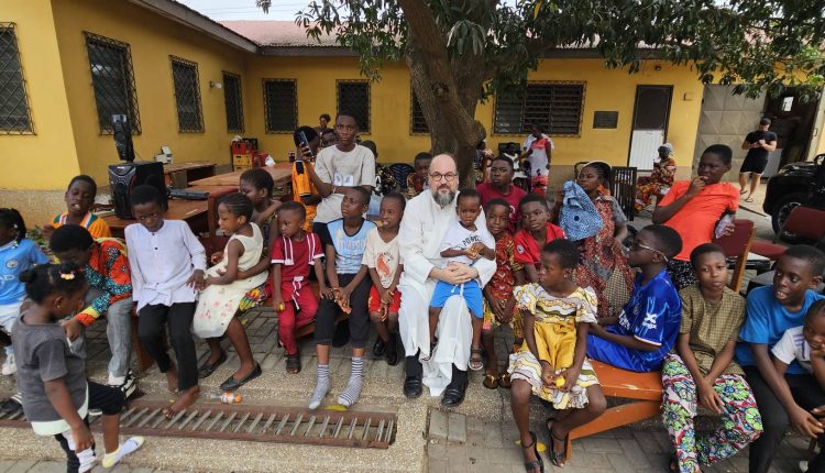 Πασχαλιάτικη-παιδική-εορτή-στην-Ιερά-Μητρόπολη-Άκκρας