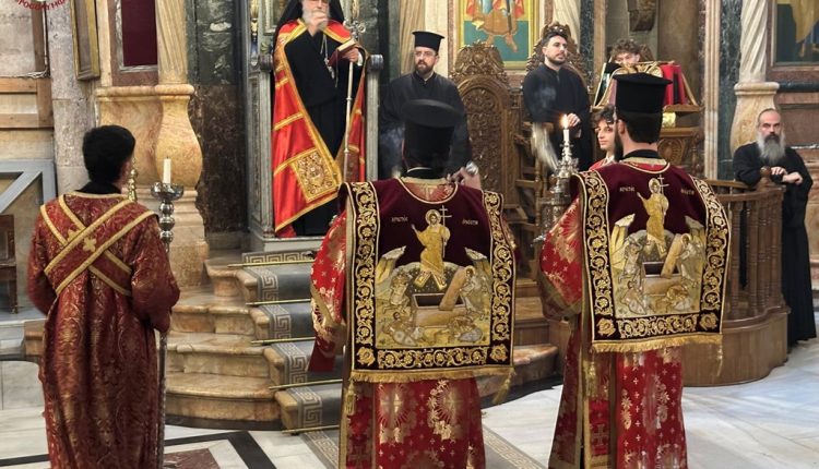 Η-Κυριακή-του-Θωμά-στον-Πανίερο-Ναό-της-Αναστάσεως