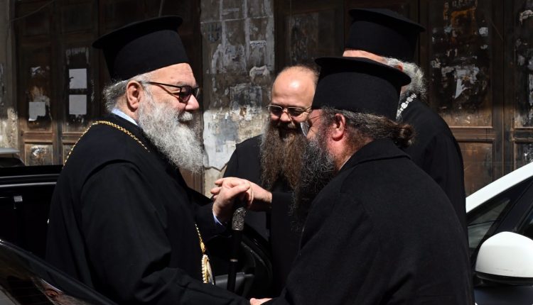 Θερμή-υποδοχή-του-Πατριάρχη-Αντιοχείας-στη-Λατάκια-της-Συρίας
