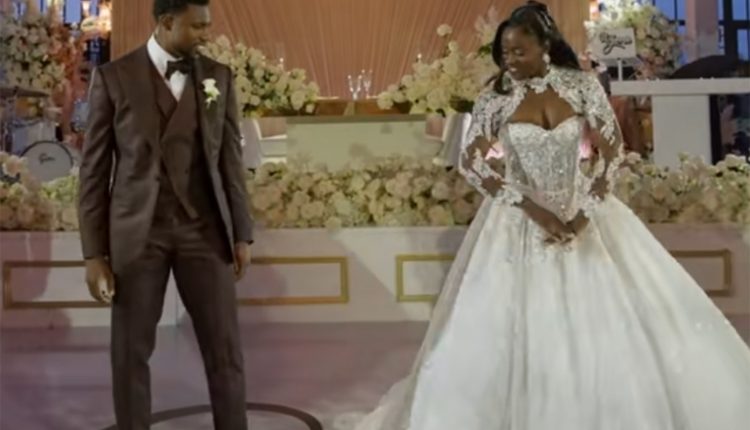 Ο-Ολυμπιονίκης-Νόα-Λάιλς-δέχθηκε-σφοδρή-κριτική-από-θαυμαστές-για-την-«αδιανόητη»-αντίδρασή-του-όταν-είδε-με-νυφικό-τη-μέλλουσα-σύζυγό-του