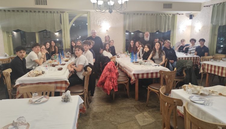 o-Επίσκοπος-Πολυστύλου-υποδέχθηκε-μαθητές-του-Ευρωπαικού-Σχολείου-Βρυξελλών-3