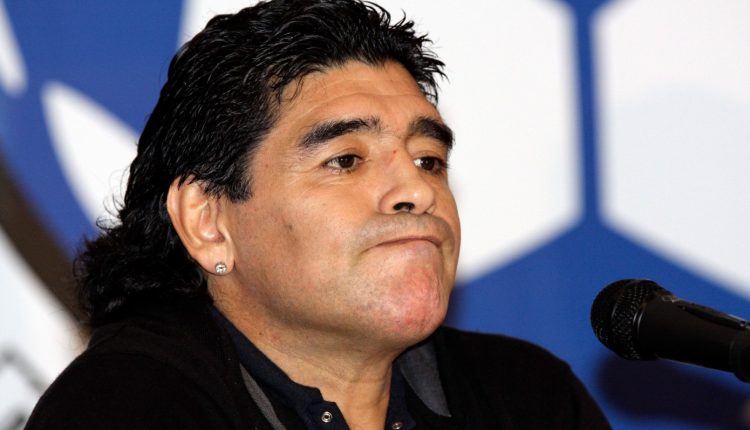 Μαραντόνα:-Χειραγώγηση-της-οικογένειας-από-τους-γιατρούς-κατήγγειλε-μία-από-τις-κόρες-του