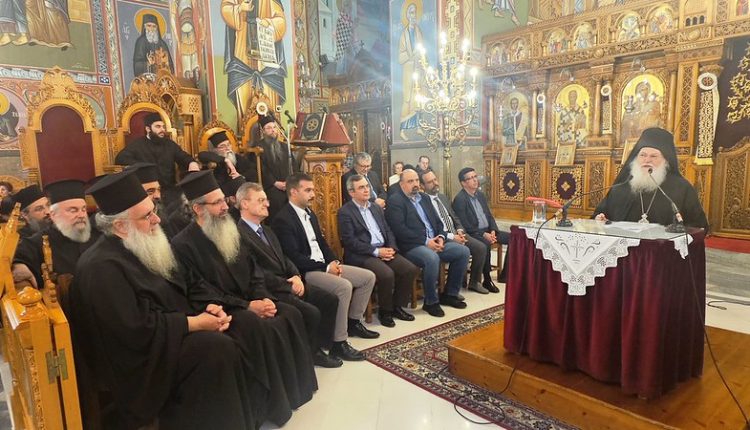 Για-τον-Όσιο-Ιωσήφ-τον-Ησυχαστή-μίλησε-στον-Βόλο-ο-Ηγούμενος-της-ΙΜΜ.-Βατοπαιδίου:-«Ήταν-λουσμένος-στο-φως»