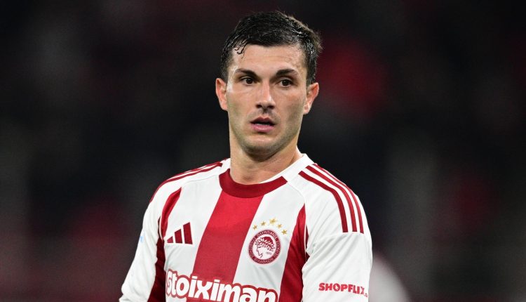 Ολυμπιακός:-Οι-δυο-παράγοντες-που-θα-κρίνουν-τις-επαφές-με-την-Πάρμα-για-τον-Στρεφέτσα