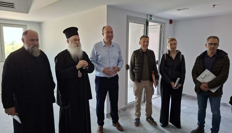 Ολοκληρώνεται-η-επέκταση-του-γηροκομείου-Κορίνθου-–-Διοικητική-παραλαβή-της Ιεράς-Μητροπόλεως-Κορίνθου