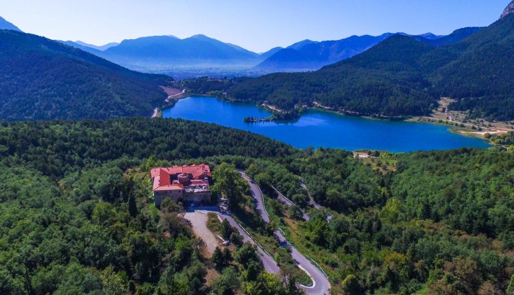 Ιερά-Μονή-Αγίου-Γεωργίου-Φενεού-Κορινθίας-–-Ένα-ιστορικό-μοναστήρι-της-Πελοποννήσου- - 