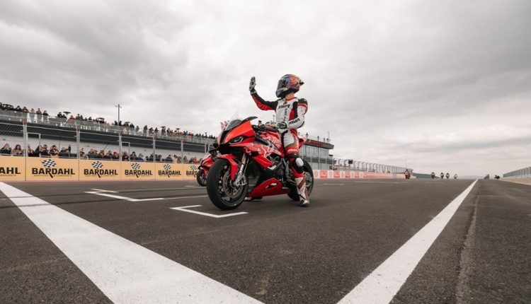 Η-νεότερη-και-πιο-σύγχρονη-πίστα-αγώνων-fia-/-fim-στη-Βουλγαρία-φιλοξενεί-το-πρώτο-της-διεθνές-Σαββατοκύριακο-αγώνων-μοτοσικλέτας