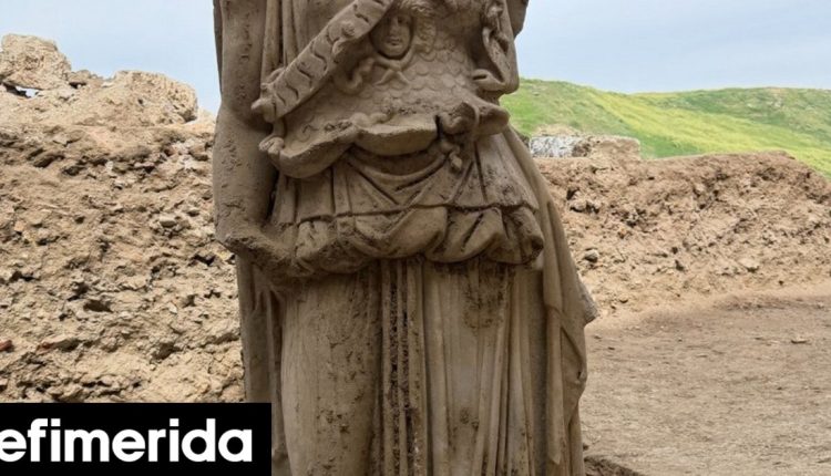 Αρχαιολόγοι-βρήκαν-στην-Τουρκία-εντυπωσιακό,-άθικτο-άγαλμα-της-θεάς-Αθηνάς-–-Δείτε-βίντεο,-φωτογραφίες