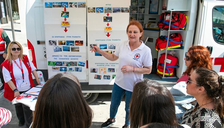 Η-υγεία-στο…-κέντρο-της-πόλης:-Δωρεάν-εξετάσεις-και-πρόληψη-από-τον-Ελληνικό-Ερυθρό-Σταυρό-στο-Σύνταγμα