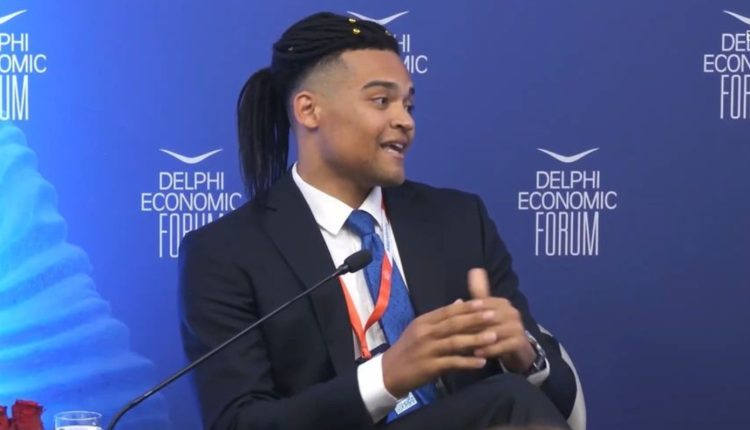 Καραλής:-Η-απίστευτη-ιστορία-για-το-πρώτο-χάλκινο-μετάλλιο-σε-Παγκόσμιο-Πρωτάθλημα-και-την-«προφητεία»-της-μητέρας-του