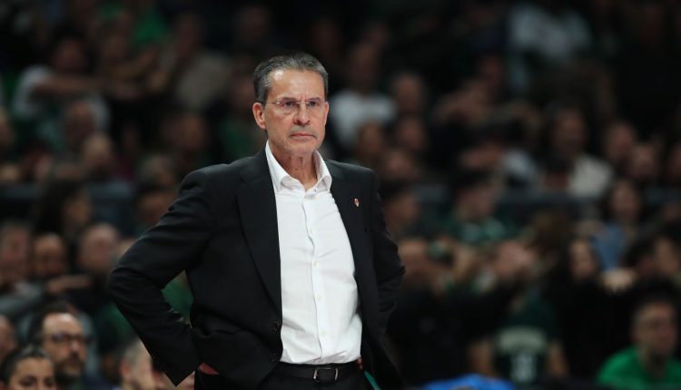 Ο-Μαρτίνεθ-απάντησε-στον-Αταμάν:-«Μπορεί-να-έχει-καλύτερο-βιογραφικό,-όμως-αυτό-δεν-αρκεί-για-να-μας-νικήσουν»