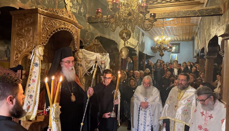 Ο-Μητροπολίτης-Κισάμου-στην-Ιερά-Μητρόπολη-Γουμενίσσης