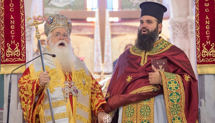 Δημητριάδος-Ιγνάτιος:-«Ο-ιερεύς-καλείται-να-φέρει-ειρήνη-στους-ανθρώπους»-–-Νέος-Πρεσβύτερος-στη-Μητρόπολη
