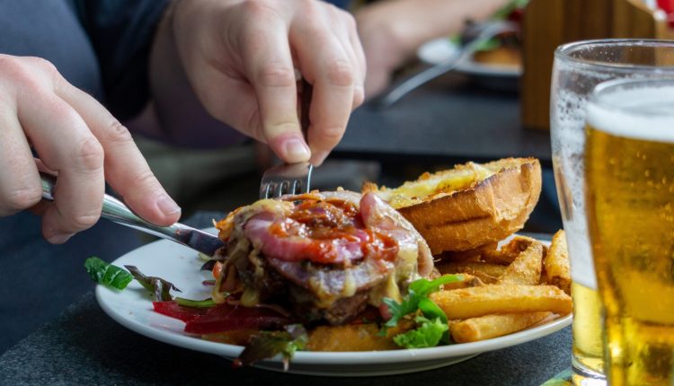 Υπερεπεξεργασμένα-τρόφιμα:-3-λιγότερο-γνωστοί-κίνδυνοι-για-την-υγεία-σας-που-όμως-δεν-πρέπει-να-αγνοήσετε