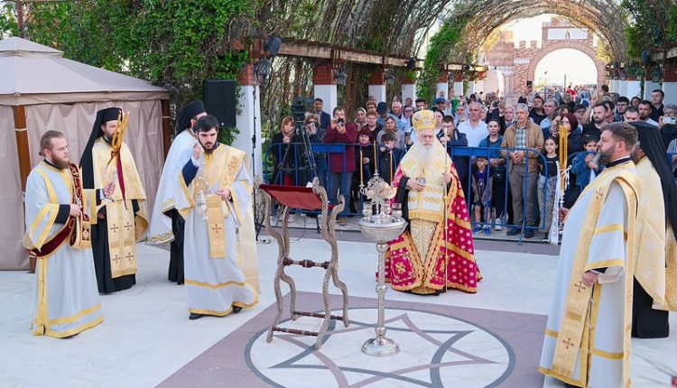Στην-ΙΜ.-Παντοκράτορος-στη-Ρουμανία-ο-Βεροίας-Παντελεήμονας-για-την-εορτής-της-Αγίας-Μαρίας-της-Μαγδαληνής