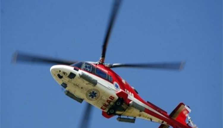 Ικαρία:-Γάλλος-τουρίστας-ανασύρθηκε-νεκρός-από-δύσβατο-σημείο-–-Χρειάστηκε-ελικόπτερο-για-να-τον-προσεγγίσουν