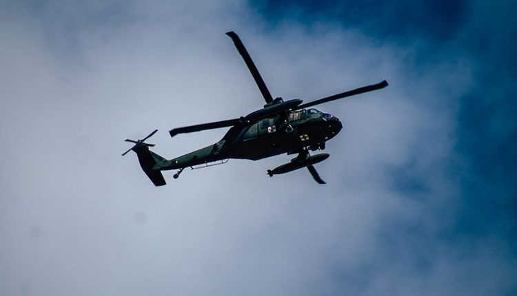 Συναγερμός-στο-Ηράκλειο:-Κινητοποίηση-για-την-αναγκαστική-προσγείωση-ελικοπτέρου-της-Πολεμικής-Αεροπορίας