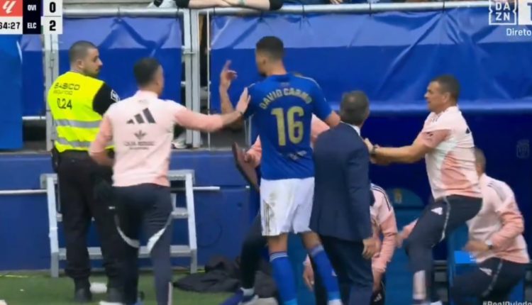 Οβιέδο:-Εκτός-εαυτού-ο-Κάρμο,-που-τα…-έβαλε-με-την-εξέδρα