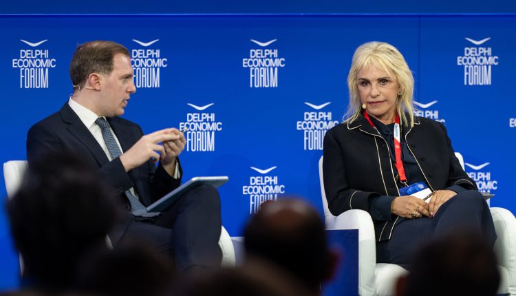 Η-Ιουλία-Τσέτη-στο-delphi-forum-xi:-«Η-βιωσιμότητα-είναι-συνέχεια-και-συνέπεια-–-Οι-εργαζόμενοι-σύμμαχοί-μας»