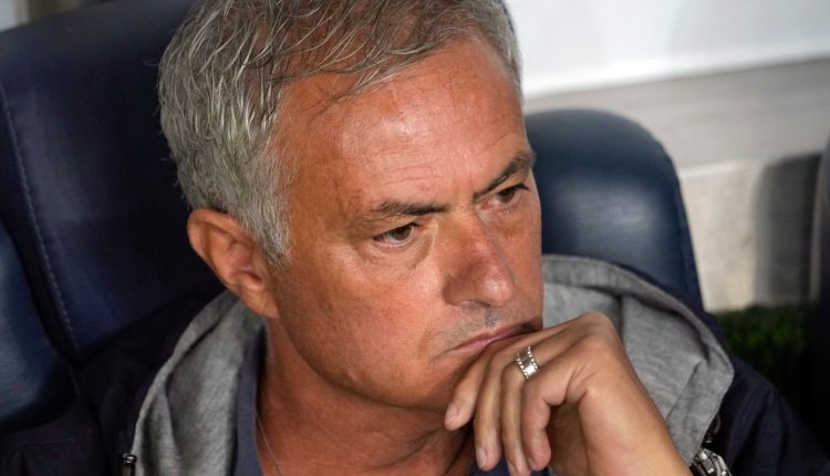 Ρεάλ-Μαδρίτης:-Ο-Πέρεθ-θέλει-τον-Μουρίνιο-ξανά-στο-«Μπερναμπέου»