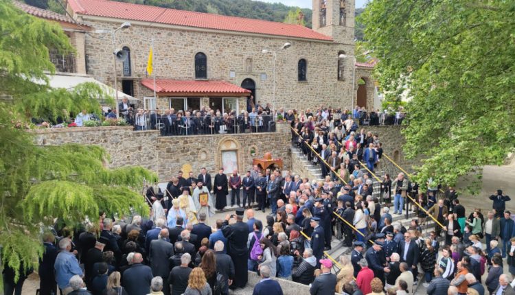 Μεγάλη-Παμπελοποννησιακή-πανήγυρη-Αγίου-Νικολάου-Σπάτα