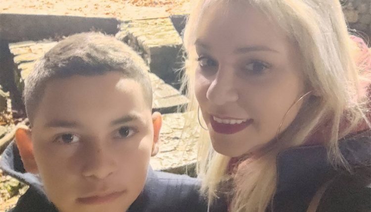 Ραγίζουν-καρδιές-τα-λόγια-για-τον-13χρονο-που-σκοτώθηκε-με-το-πατίνι-–-Γιαγιά:-«Μας-έτυχε-η-μαύρη-ημέρα,-το-παιδάκι-μας-έτρεχε-με-το-πατίνι»