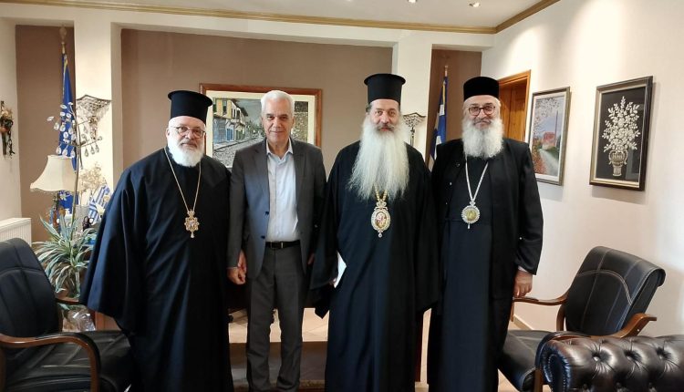 Συνάντηση-Μητροπολιτών-και-Δημάρχου-Σουφλίου-για-τo-Διεπιστημονικό-Περιβαλλοντικό-Συνέδριο-στη-Δαδιά