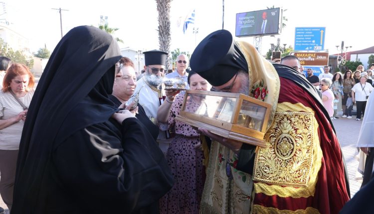 Υποδοχή-Ιερού-Λειψάνου-του-Αγίου-Νεκταρίου-στην-Ιερά-Μητρόπολη-Ταμασού