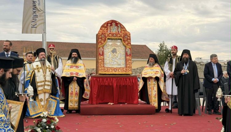 Αποστολή-στην-Ιερά-Πόλη-Μεσολογγίου:-Πάνδημη-υποδοχή-της-Ιεράς-Εικόνος-της-Παναγίας-«Άξιον-Εστί»-από-το-Άγιον-Όρος