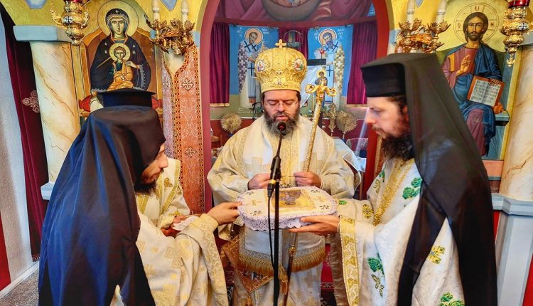 Η-εορτή-της-Ανακομιδής-των-Ιερών-Λειψάνων-του-Αγίου-Αθανασίου-στην-Ιερά-Μητρόπολη-Μαρωνείας