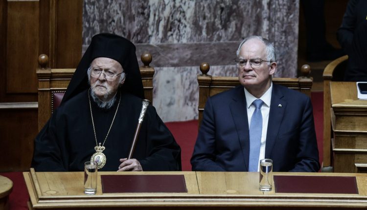 Ο-Πρόεδρος-της-Δημοκρατίας-θα-συναντηθεί-αύριο-με-τον-Οικουμενικό-Πατριάρχη