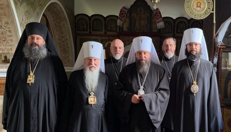 Ο-Βολοκολάμσκ-Αντώνιος-είχε-συνάντηση-με-τον-πρώτο-Ιεράρχη-Ρωσικής-Ορθόδοξης-Εκκλησίας-Εξωτερικού