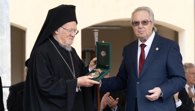Επίσκεψη-του-Οικουμενικού-Πατριάρχη-στα-Αρσάκεια-Σχολεία