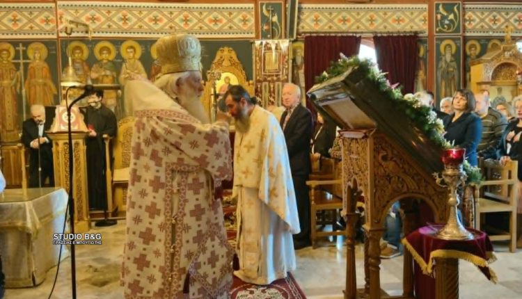 Αγιασμός-οχημάτων-από-τον-Μητροπολίτη-Αργολίδος