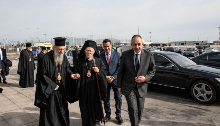 Αναχώρησε-για-την-Κωνσταντινούπολη-ο-Οικουμενικός-Πατριάρχης