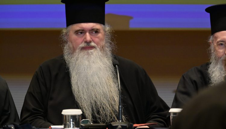 Μητροπολίτης-Ν.-Κρήνης-και-Καλαμαριάς:-«Οι-Αιμιλιανές-Αδελφότητες-“τράφηκαν”-με-τον-λόγο-του-Γέροντα»-(ΒΙΝΤΕΟ)