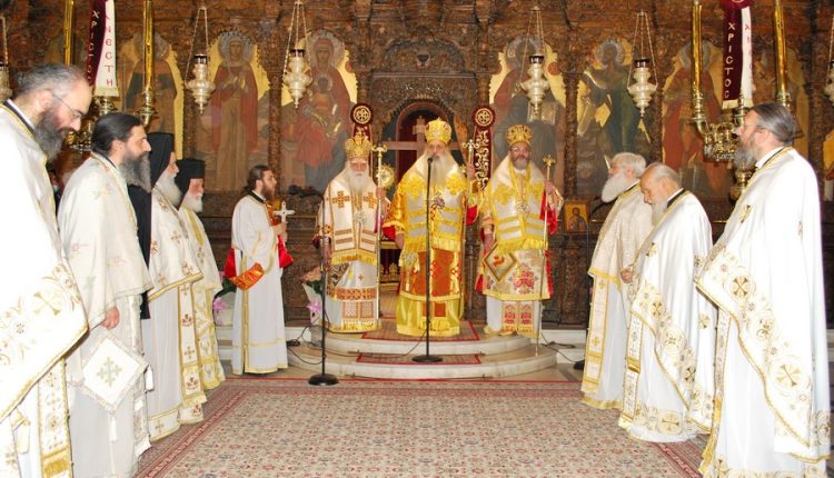Η-πανήγυρη-του-Ιερού-Μητροπολιτικού-Ναού-Αγίας-Φωτεινής-Νέας-Σμύρνης