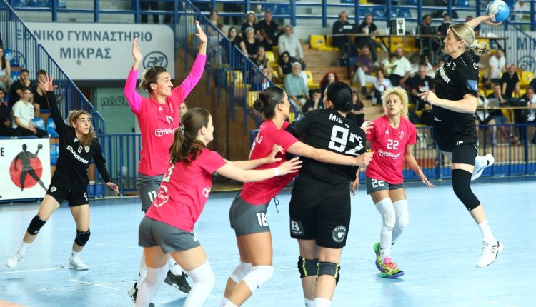 Χάντμπολ-Γυναικών:-Στους-τελικούς-του-πρωταθλήματος-ο-ΠΑΟΚ,-28-24-τον-ΟΦΝΙ