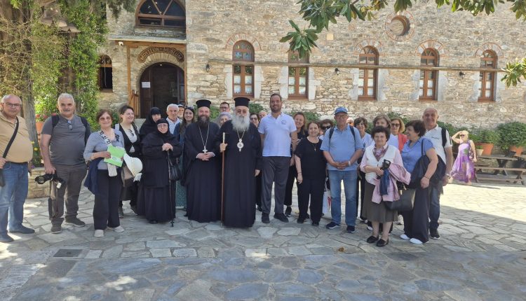 Ο-Αρχιεπίσκοπος-Κύπρου-Γεώργιος-στην-Ιερά-Μονή-Ευαγγελισμού-της-Θεοτόκου-Σκιάθου