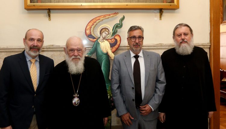 Συναντήσεις-με-εκπροσώπους-της-Αυτοδιοίκησης-και-της-Παράδοσης-είχε-ο-Αρχιεπίσκοπος-Αθηνών