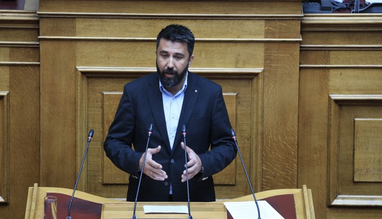 Ανεξαρτητοποιήθηκε-από-τη-Νέα-Αριστερά-ο-Φερχάτ-Οζγκιούρ