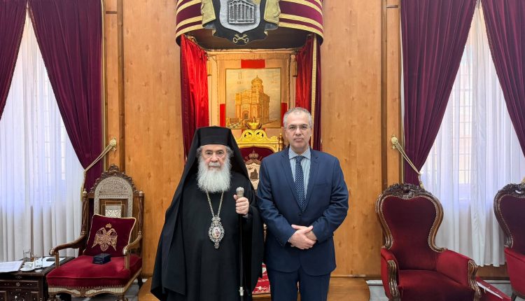 Συνάντηση-Πατριάρχη-Ιεροσολύμων-με-τον-ΓΓ.-Θρησκευμάτων-Γεώργιο-Καλαντζή