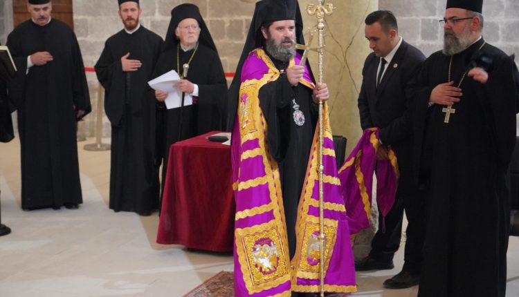Αλβανίας-Ιωάννης:-Ευχαρίστησε-από-την-Καππαδοκία-τον-Οικουμενικό-Πατριάρχη-για-τη-διαχρονική-στήριξη