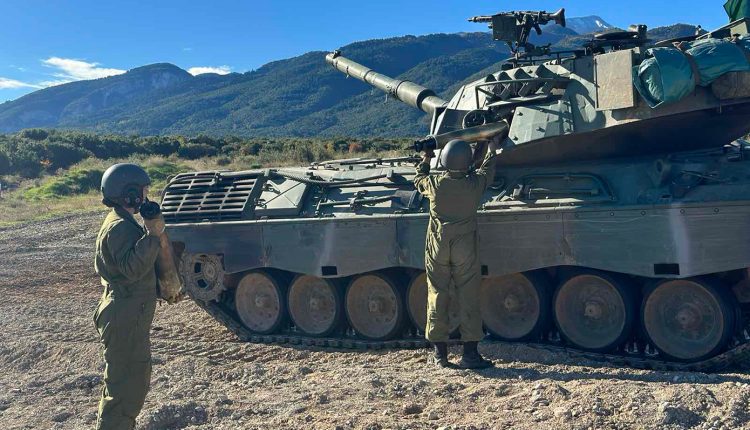 Άρματα-μάχης-τύπου-leopard-1a5-ετοιμάζεται-να-στείλει-η-Αθήνα-στη-Λευκωσία-για-την-ενίσχυση-της-Εθνικής-Φρουράς-Κύπρου